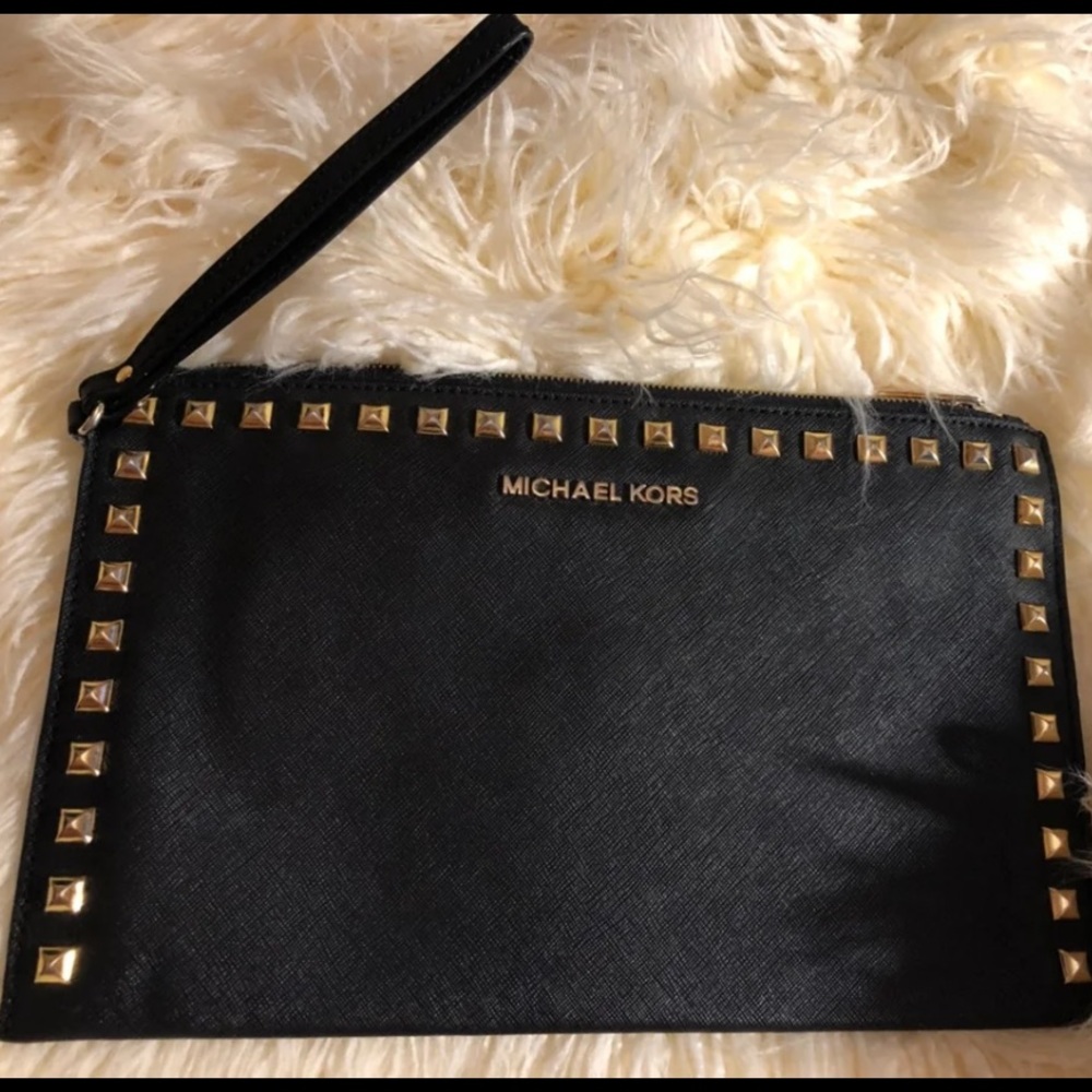 Michael kors stud wristlet clutch